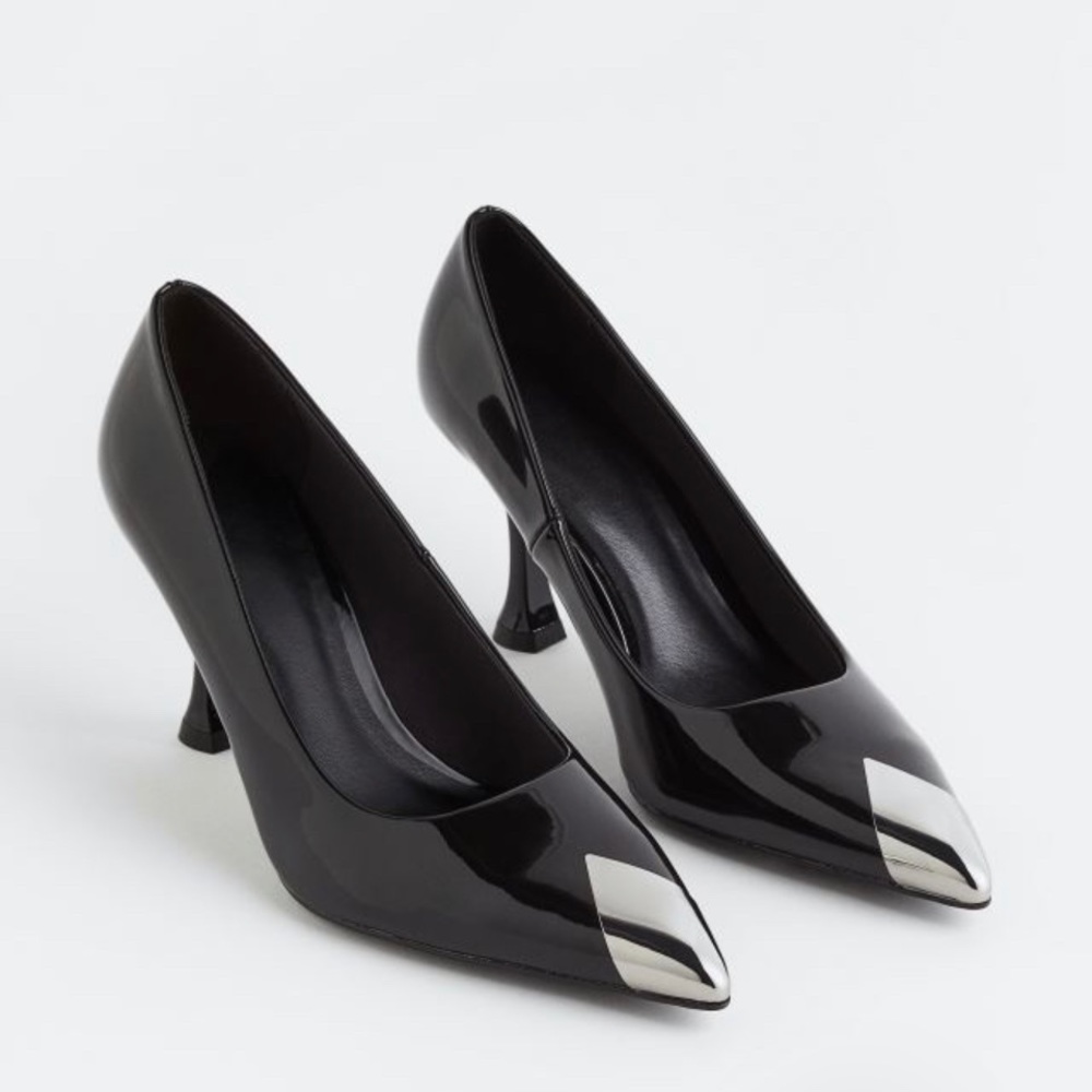 H&M black pumps